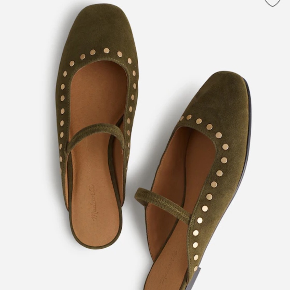 The Greta Ballet Flat Mule. New in box. Olive size 6.5